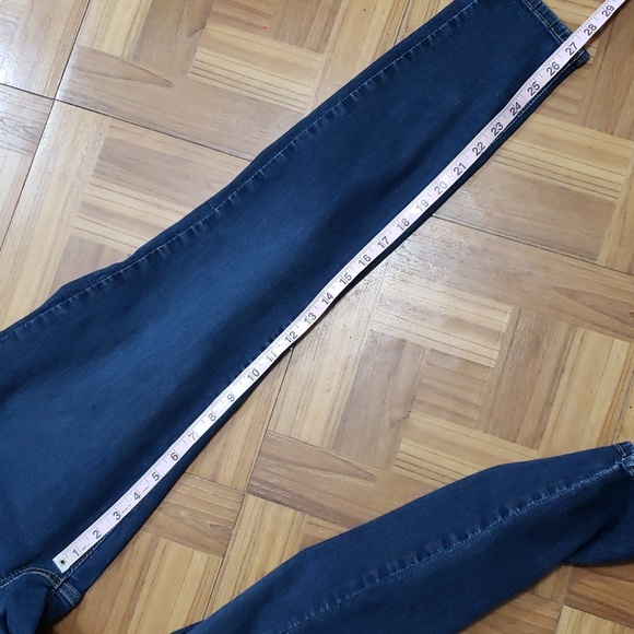LEVI'S SIGNATURE totally shaping pull-on skinny jeans - Picture 11 of 14
